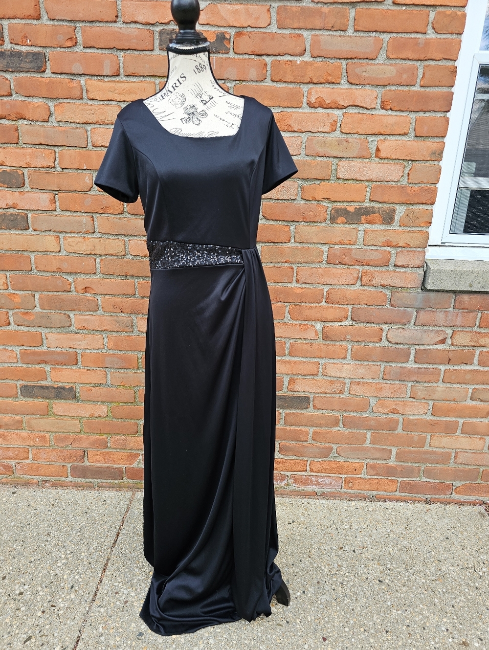 VTG Southeastern Sequin Waist Formal Gown Black Maxi Dress USA Size 12 Tall Eleg